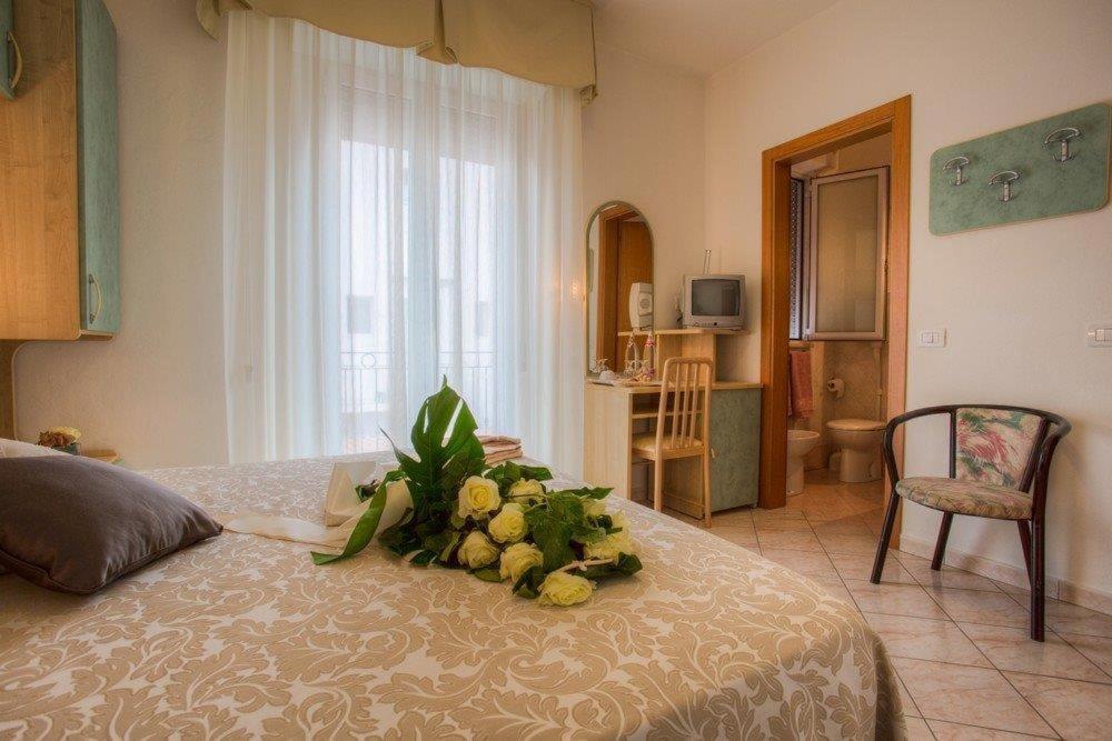 Villa Zavatta "B&B - Rooms & Apartments" 벨레지아아지마리나 외부 사진