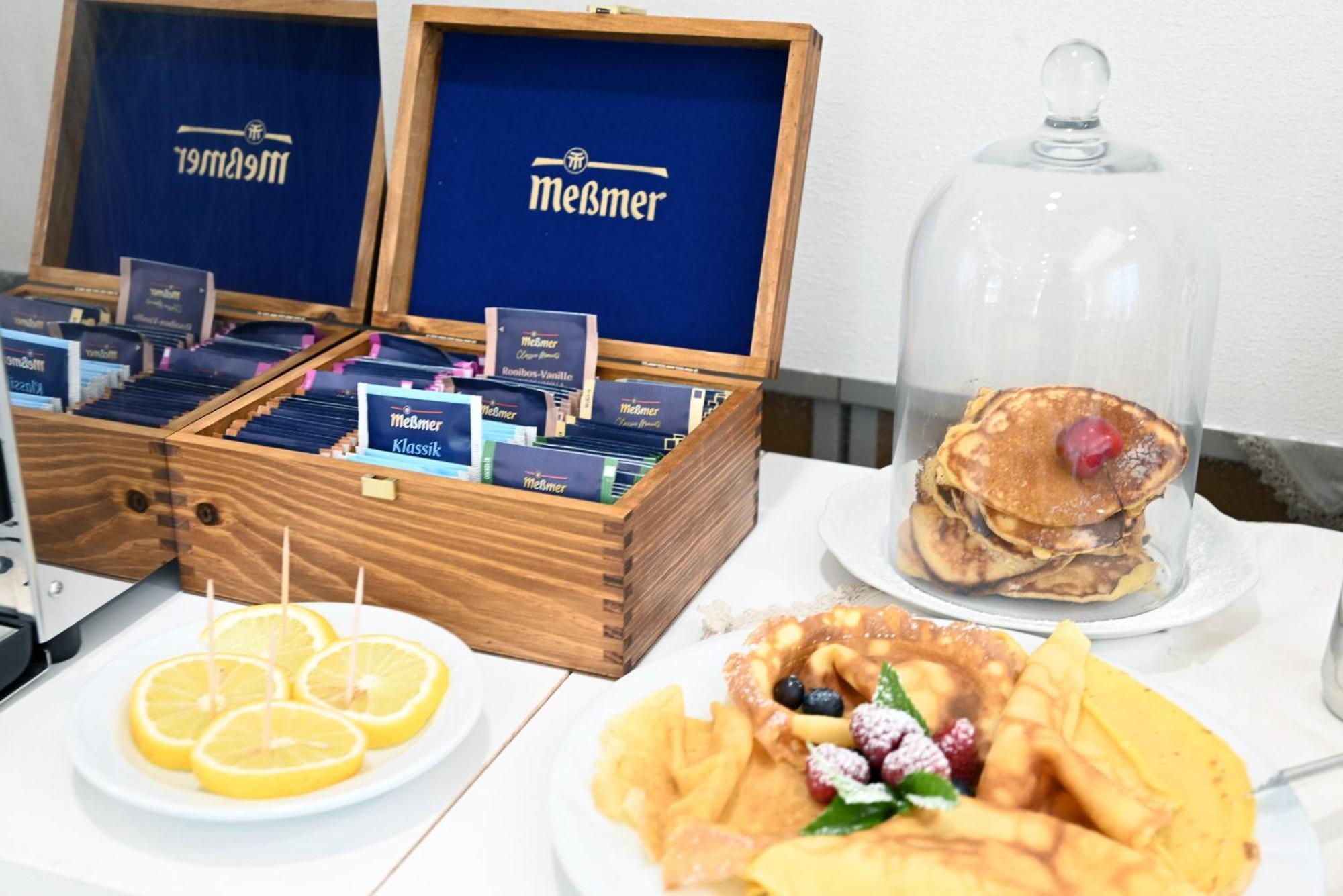 Villa Zavatta "B&B - Rooms & Apartments" 벨레지아아지마리나 외부 사진