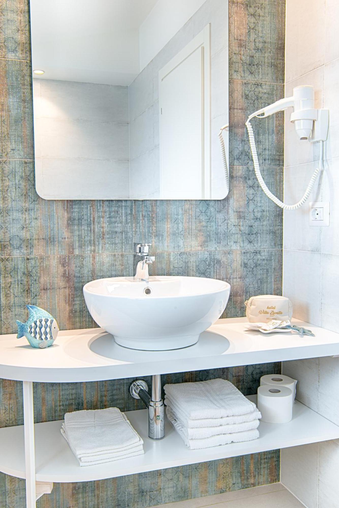 Villa Zavatta "B&B - Rooms & Apartments" 벨레지아아지마리나 외부 사진